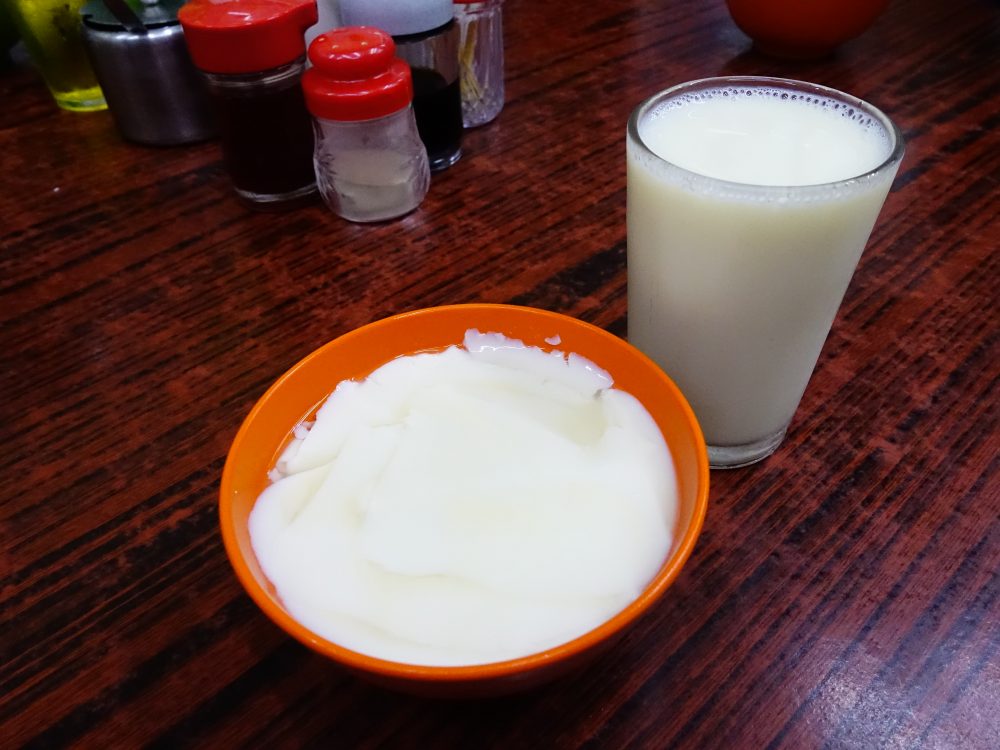 榮記荳腐麵食 Sopa De Fitas Wing Kei