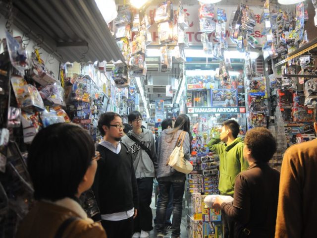 玩具街 Tai Yuen Street