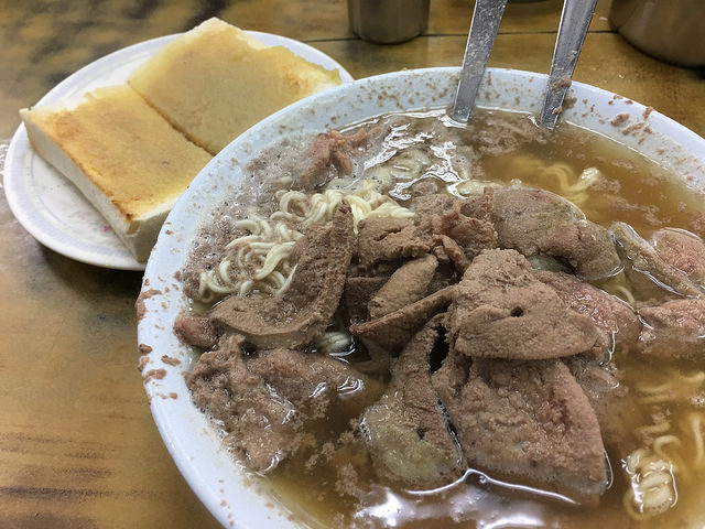 維記咖啡粉麵 Wai Kee Noodle Cafe
