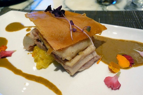 hotel-icon-the-market-philippine-buffets_39_resize